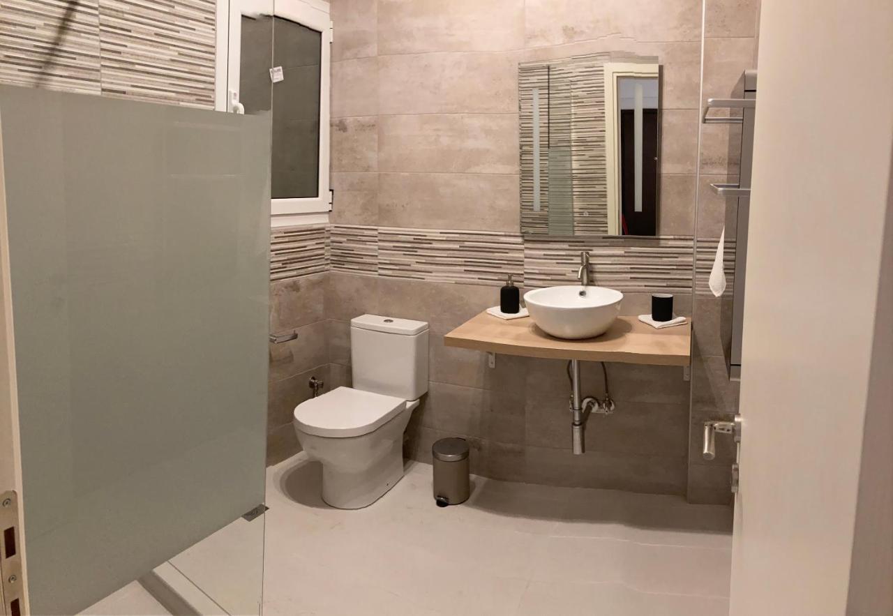 Acropolis Casa Historical Centre Top Floor Luxury Suite 150 Meters To Metro Athens Exterior photo